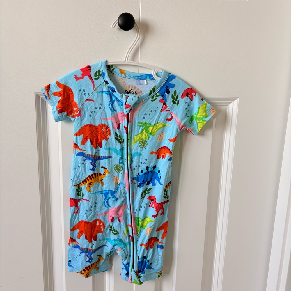 NWOT 6-12M Dinosaur Kids Bodysuit